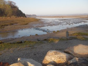 050415 Singing stones and selfie shadow