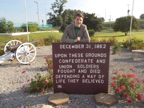 080915 N Civil War sign at motel