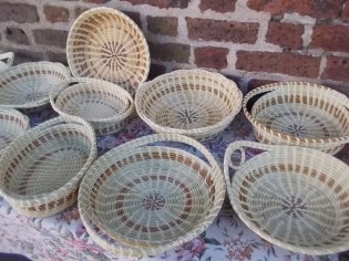 111415 Finished sweetgrass baskets in Charleston