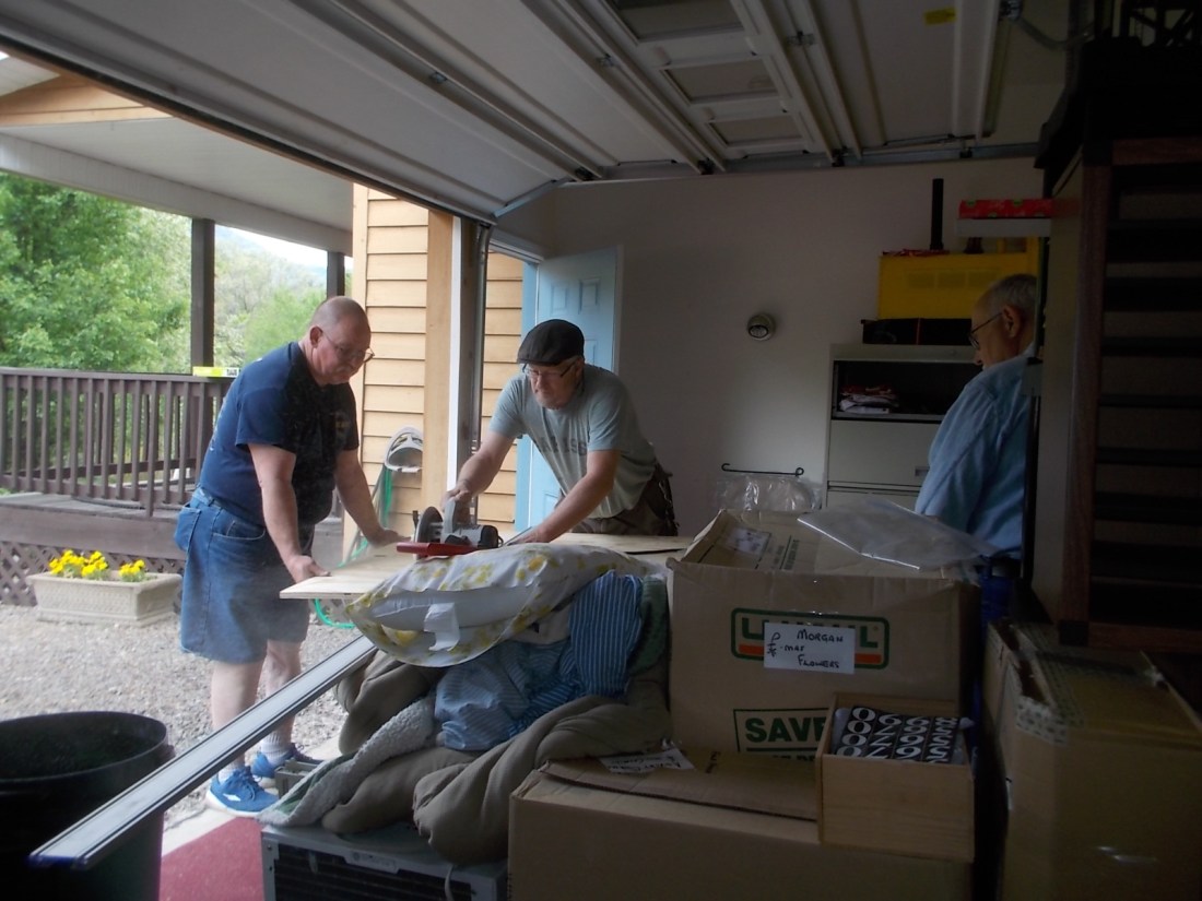 050216 Bob cuts plywood.JPG