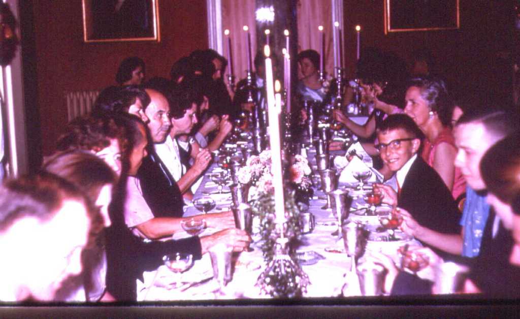 061464 Harold, the boy on the right