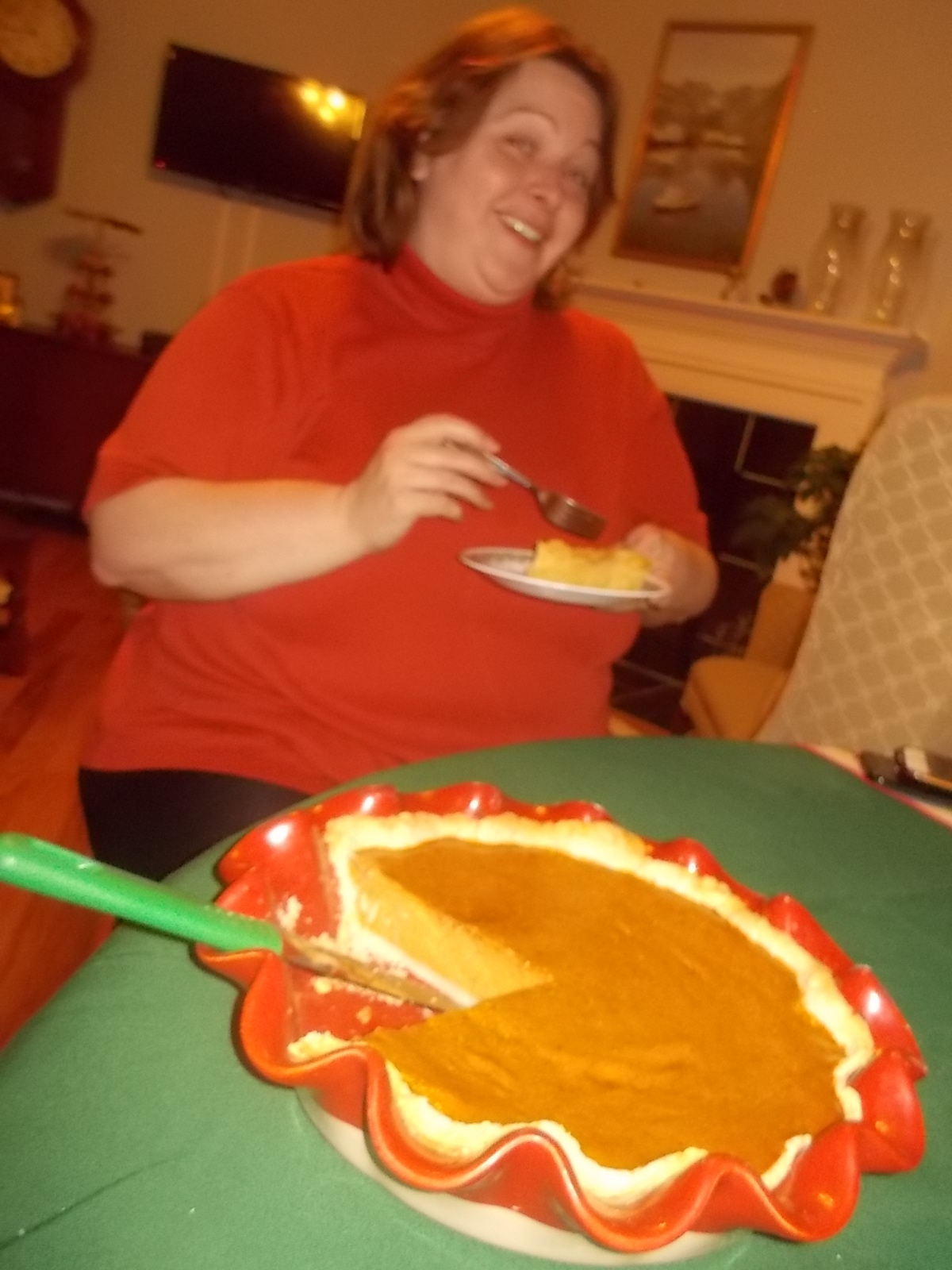 112616 Lise with her pie.JPG