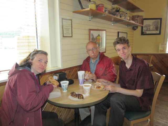 062318 Bakery Kate John Nathaniel.JPG