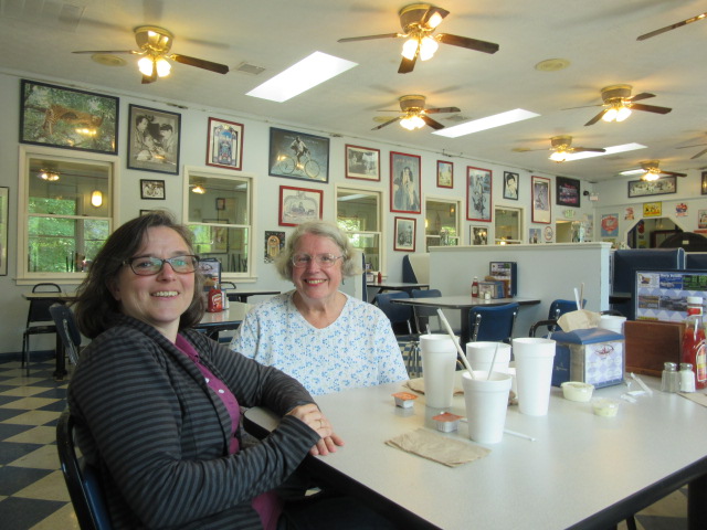 070918 Kate AM Jukebox Junction.JPG