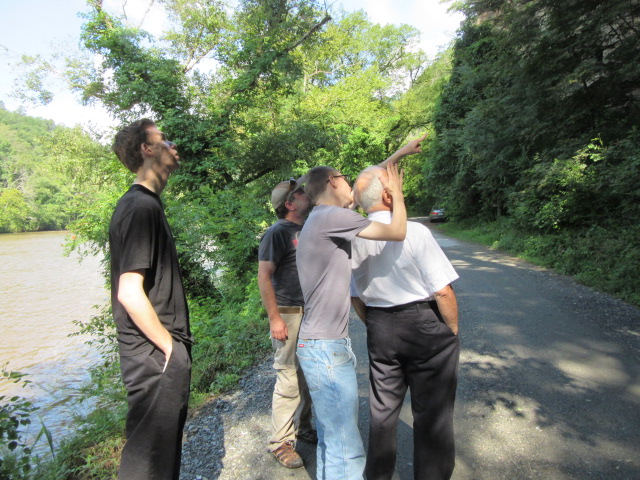 072518 Looking at petroglyphs at Paint Rock N $ D JC.JPG