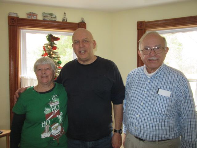 121418 Mary Agnes, Lee, John.JPG