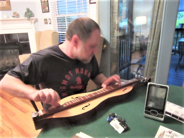 051919 $ plays dulcimer.JPG